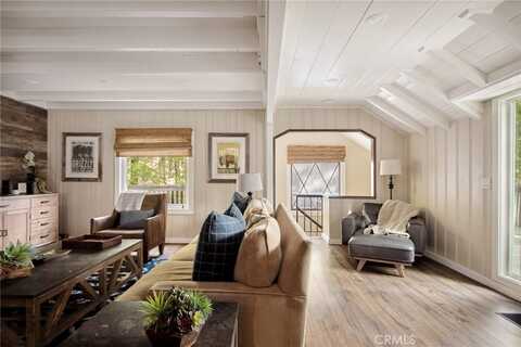282 Terrace Road, Lake Arrowhead, CA 92352