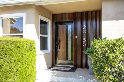 20355 Mobile Street, Winnetka, CA 91306