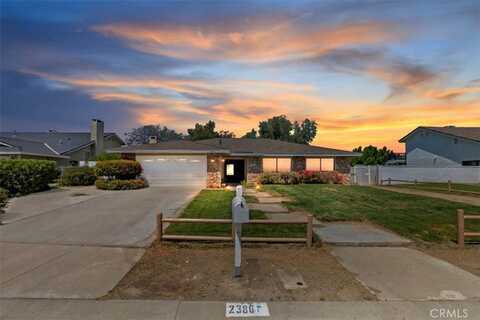2386 Hialeah Circle, Norco, CA 92860