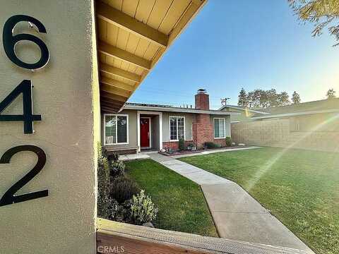 642 W Wilson Street, Costa Mesa, CA 92627
