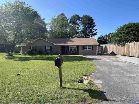 303 Sunset Street, Hartselle, AL 35640
