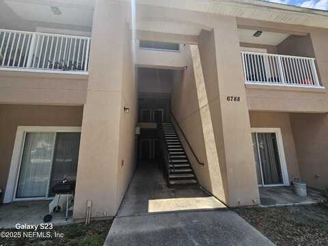 6788 MANOTAK OAKS Drive unit: 104, Jacksonville, FL 32210