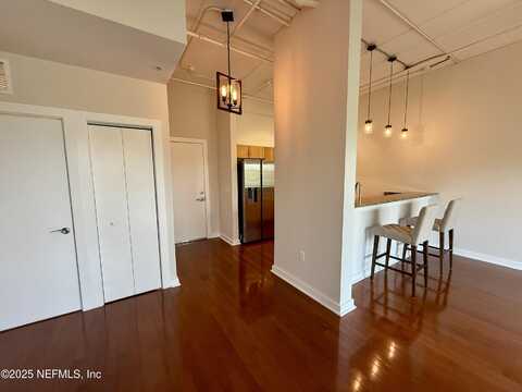 1661 RIVERSIDE Avenue, Jacksonville, FL 32204
