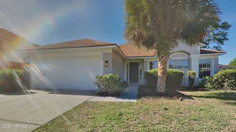 710 CHERRY BARK Drive N, Jacksonville, FL 32218
