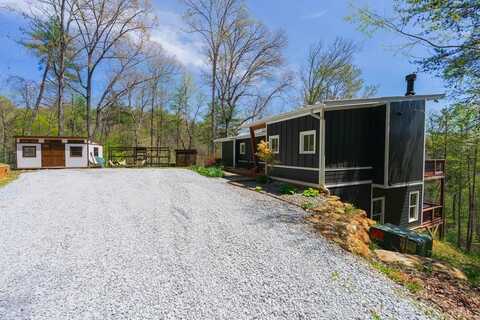 124 Nichols Branch Lane, Clayton, GA 30525