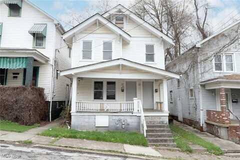 741 Kendall Avenue, Steubenville, OH 43952