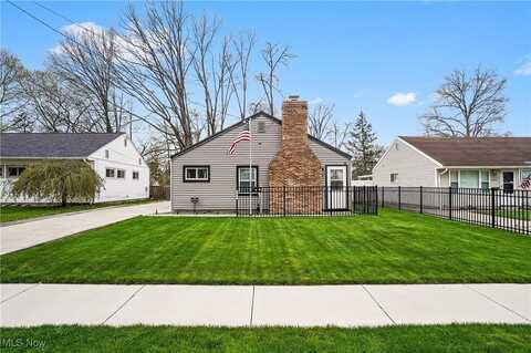 2827 9th Street, Cuyahoga Falls, OH 44221
