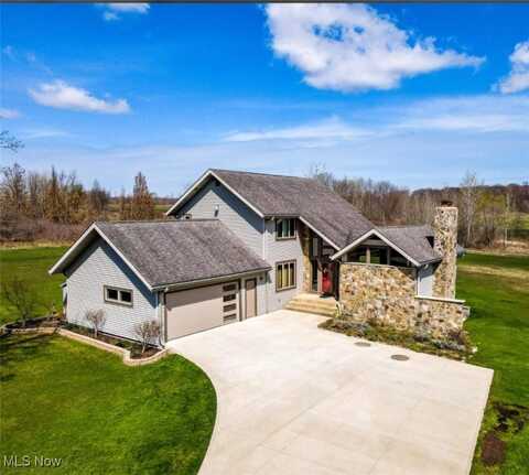 6421 Weaver Road, Conneaut, OH 44030