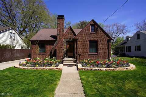 417 S Freedom Street, Ravenna, OH 44266