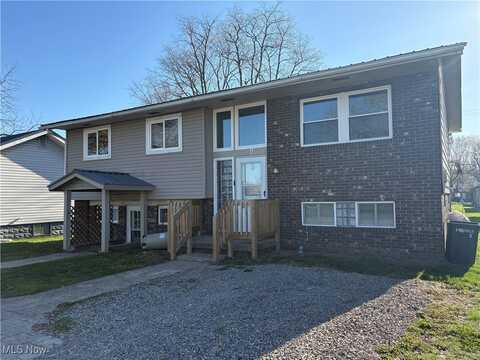 1411 Kelly Street NW, New Philadelphia, OH 44663