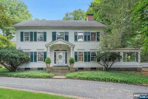 232 County Road, Demarest, NJ 07627