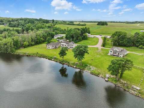 40 Rachel Way, South Hero, VT 05486