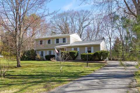 16 Ridge Road, Essex, VT 05452