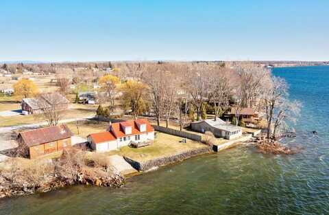 14 Cleland South, Alburgh, VT 05440