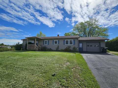 53 Mountainview Drive, Derby, VT 05830