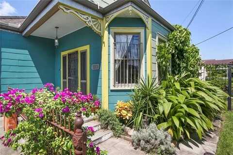 8737 OAK Street, New Orleans, LA 70118