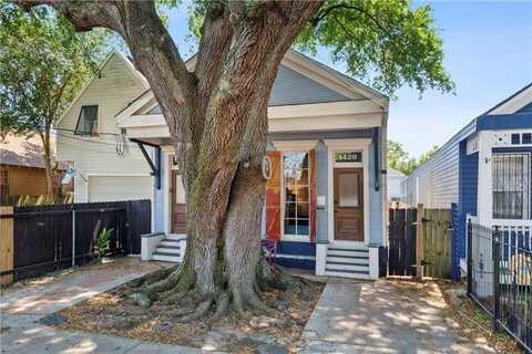 1429 CAMBRONNE Street, New Orleans, LA 70118
