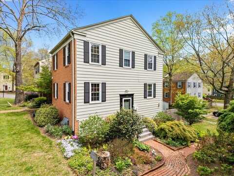 104 SOUTHAMPTON Court, Blacksburg, VA 24060