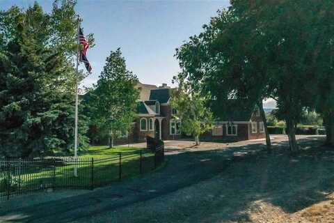 1010 Lane 11, Powell, WY 82435