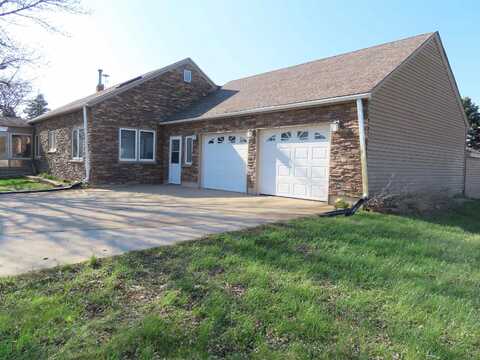 451 Hwy 35, Dakota City, NE 68731