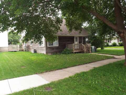 912 5th Avenue, Sibley, IA 51249