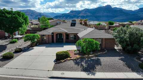 2559 Oakmont DR, Alamogordo, NM 88310