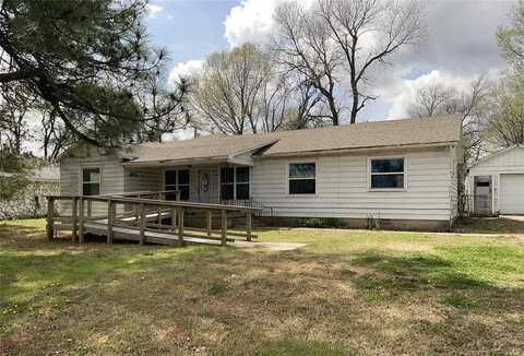 1515 Seran Drive, Wewoka, OK 74884