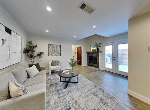 4220 Madera Road, Irving, TX 75038