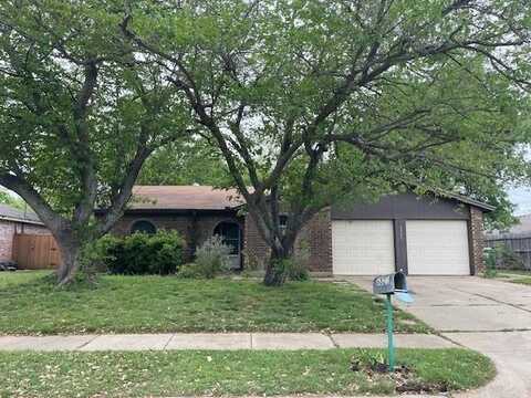 6821 Mickey Drive, Watauga, TX 76148