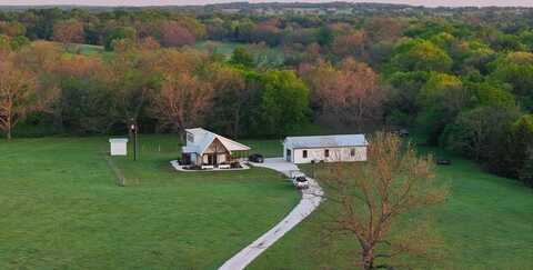 459 Colwell Road, Forestburg, TX 76239