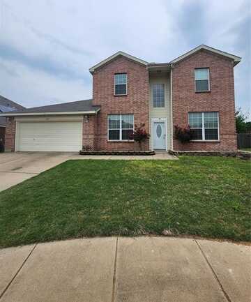 529 Roundrock Lane, Fort Worth, TX 76140