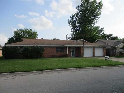 7004 Corona Drive, North Richland Hills, TX 76180