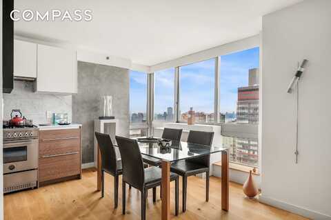 235 East 55th Street, New York, NY 10022