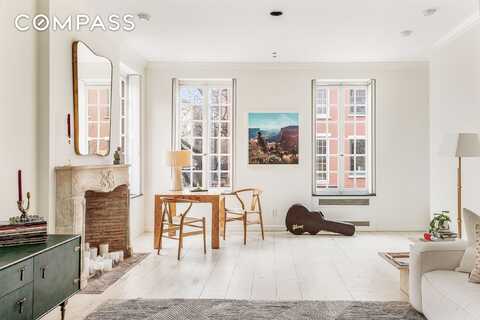 367 Bleecker Street, New York, NY 10014