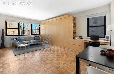 305 East 72nd Street, New York, NY 10021