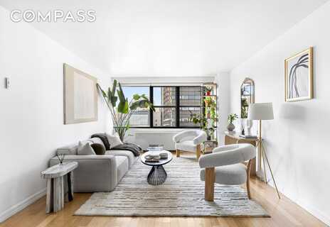 7 East 14th Street, New York, NY 10003