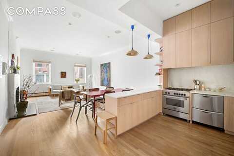158 East 22nd Street, New York, NY 10010
