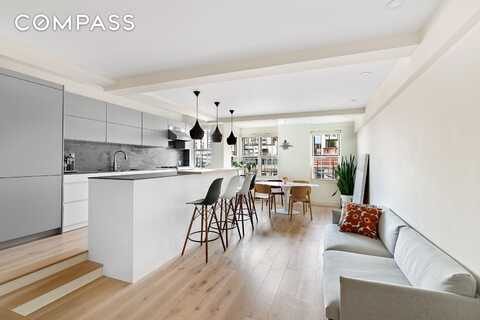 320 West 76th Street, New York, NY 10023