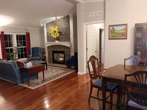 6804 Island Drive, Middleborough, MA 02346