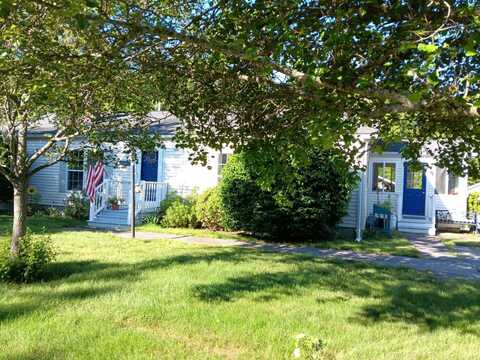 6804 Island Drive, Middleborough, MA 02346