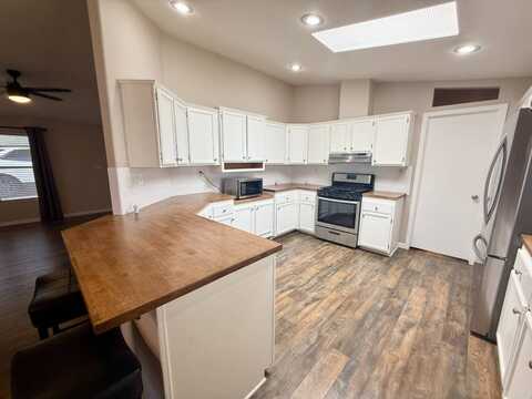 8401 S. Kolb Rd., Tucson, AZ 85756