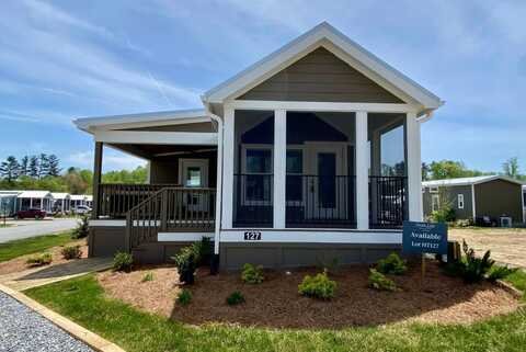 127 Misty Knoll Way, Flat Rock, NC 28731