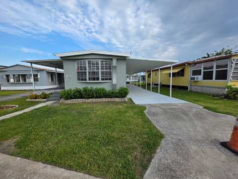 1186 Primrose Peak Dr, Ruskin, FL 33570