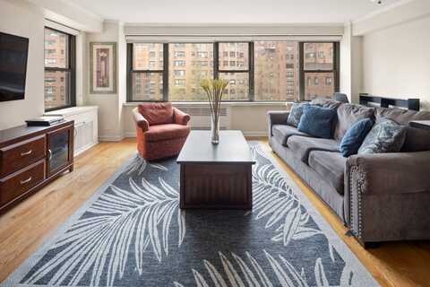 420 East 55th Street, New York, NY 10022