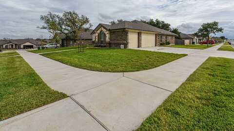 8110 Gold Dr, Killeen, TX 76542