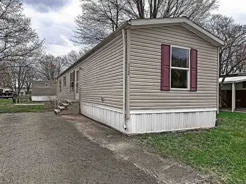 202 W Main Rd, Conneaut, OH 44030