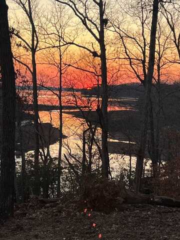 306 Streamside Drive, Dover, TN 37058