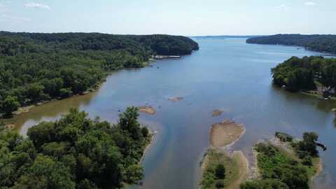 306 Streamside Drive, Dover, TN 37058