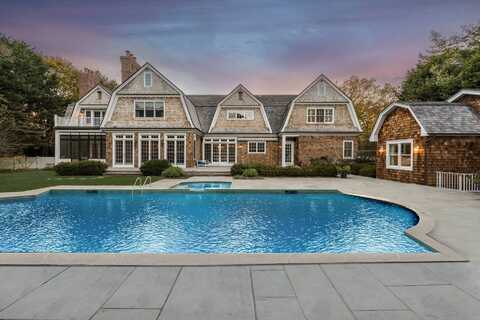 254 S MAIN ST, Southampton, NY 11968