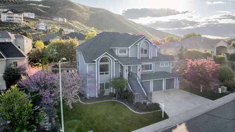 481 Clermont Dr, Richland, WA 99352